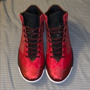 Jordan Rising High Gym Red/Black Basketball Shoe